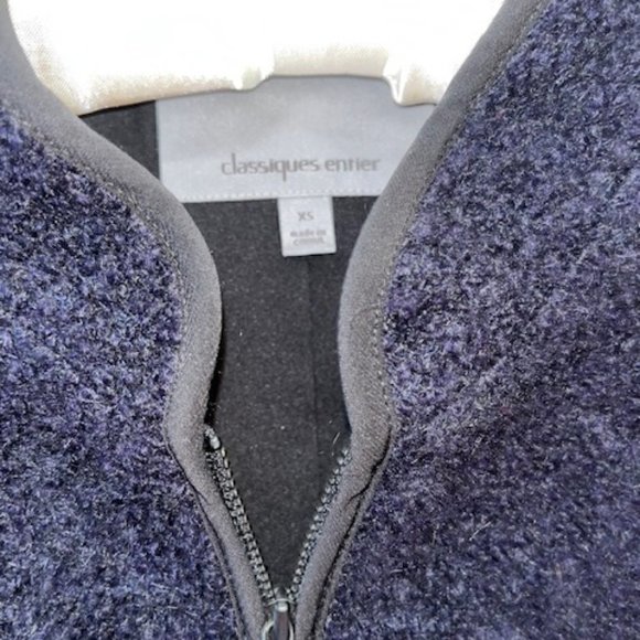 Classiques Entier unique, tailored navy blazer with black trim XS - Picture 7 of 16